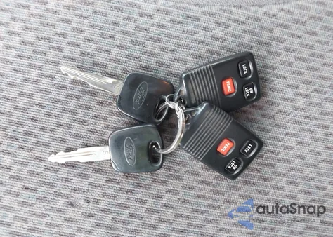 1997 Ford Expedition Eddie Bauer/Xlt from USA, damaged, VIN 1FMEU18W9VLB69864